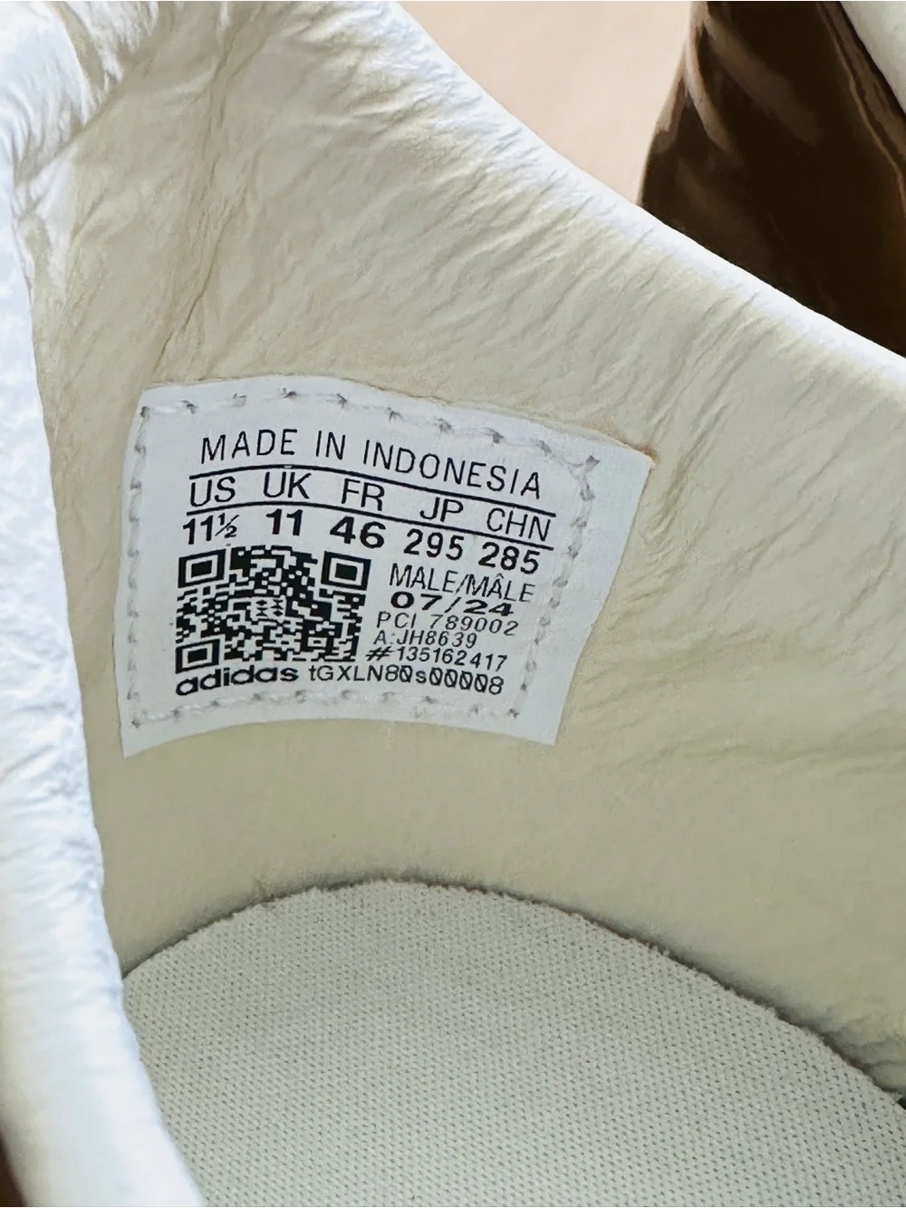 Adidas song for the mute country OG US11.5